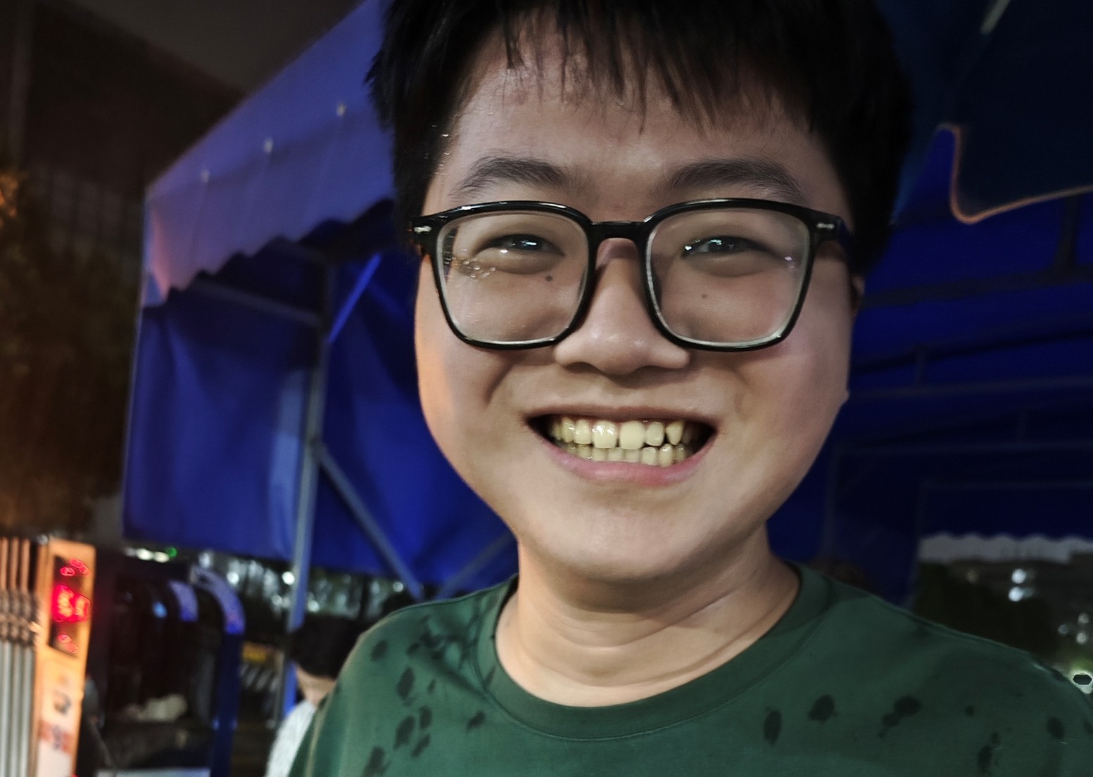 第二位舍友